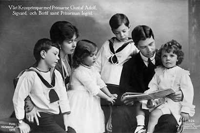Crown Princess Margareta and Gustav Adolf with their children